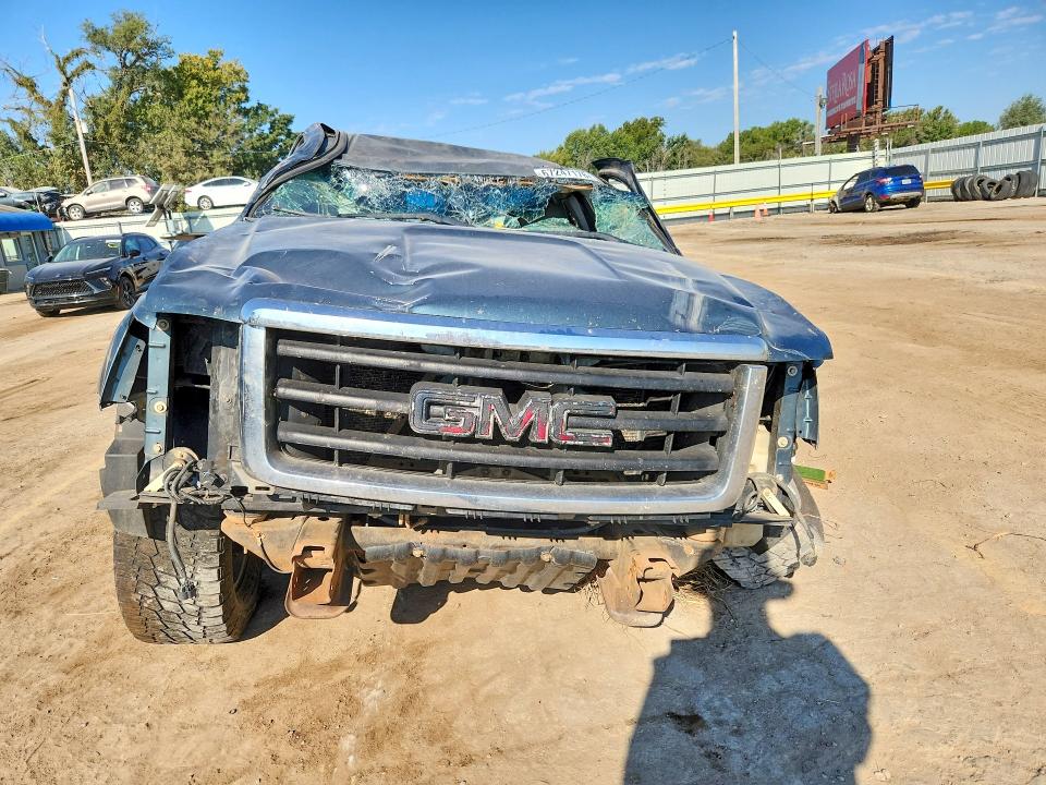 Photo 5 from auction – 2008 GMC SIERRA with VIN 1GTEK19J88Z314455