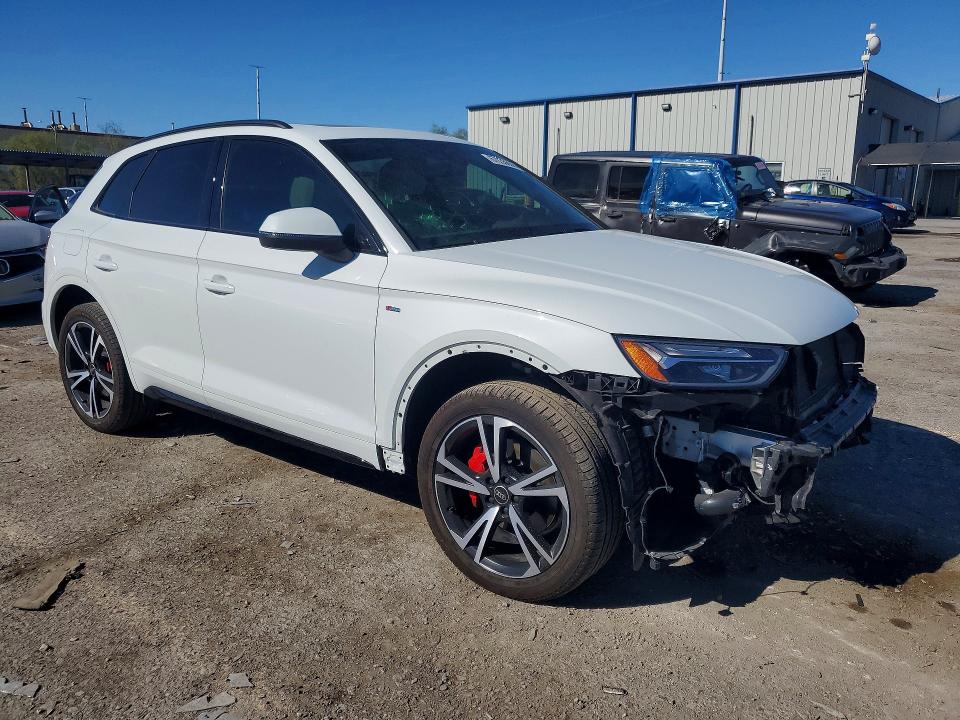 Photo 4 from auction – 2025 AUDI Q5 with VIN WA1EAAFY0S2010390