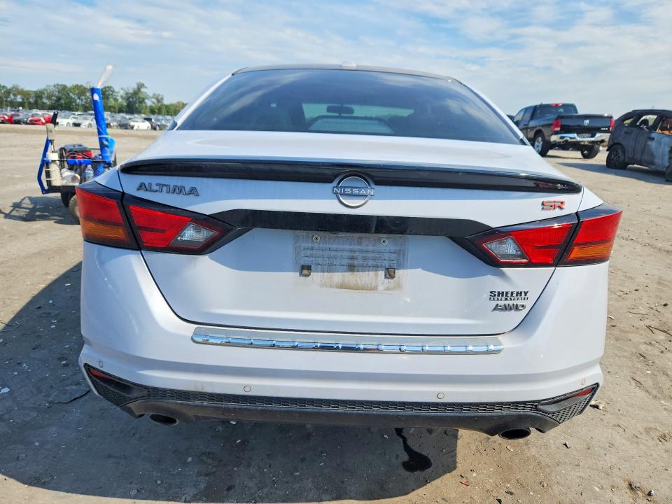 Photo 6 from auction – 2023 NISSAN ALTIMA with VIN 1N4BL4CW2PN306417