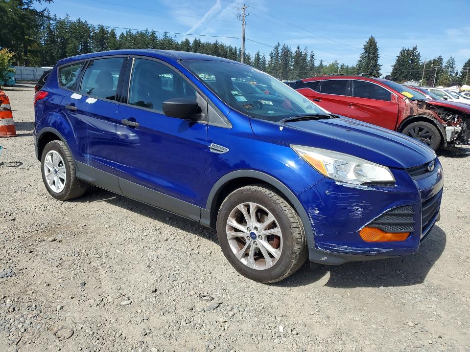 Photo 4 from auction – 2016 FORD ESCAPE with VIN 1FMCU0F78GUC52650