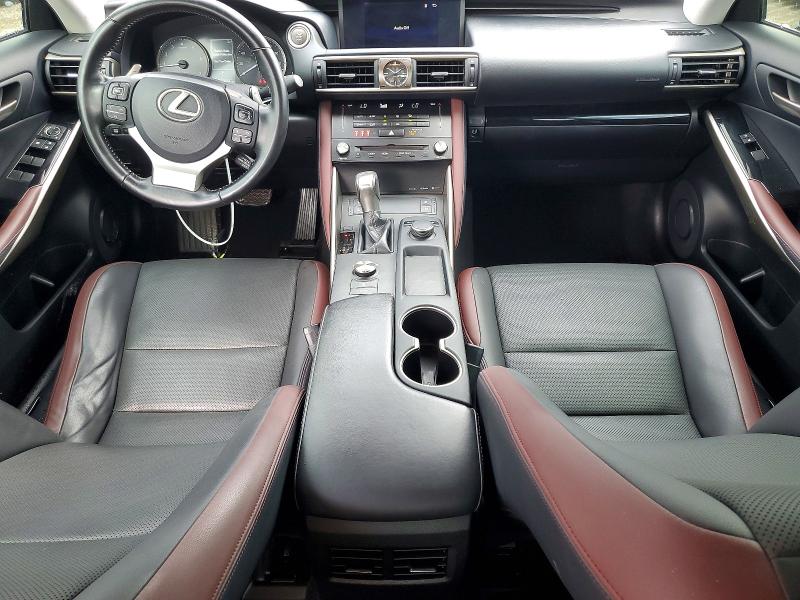 Photo 8 from auction – 2017 LEXUS IS with VIN JTHBA1D2XH5061473
