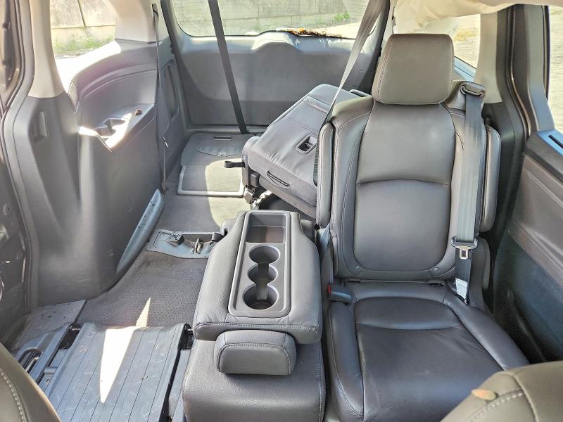 Снимка 10 от търг – 2021 HONDA ODYSSEY с VIN 5FNRL6H78MB038442