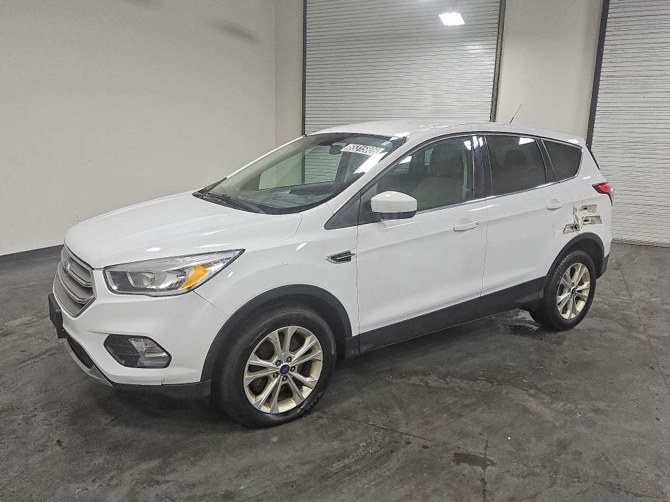 Фото 1 с аукциона – 2017 FORD ESCAPE с VIN 1FMCU9GD6HUB72208