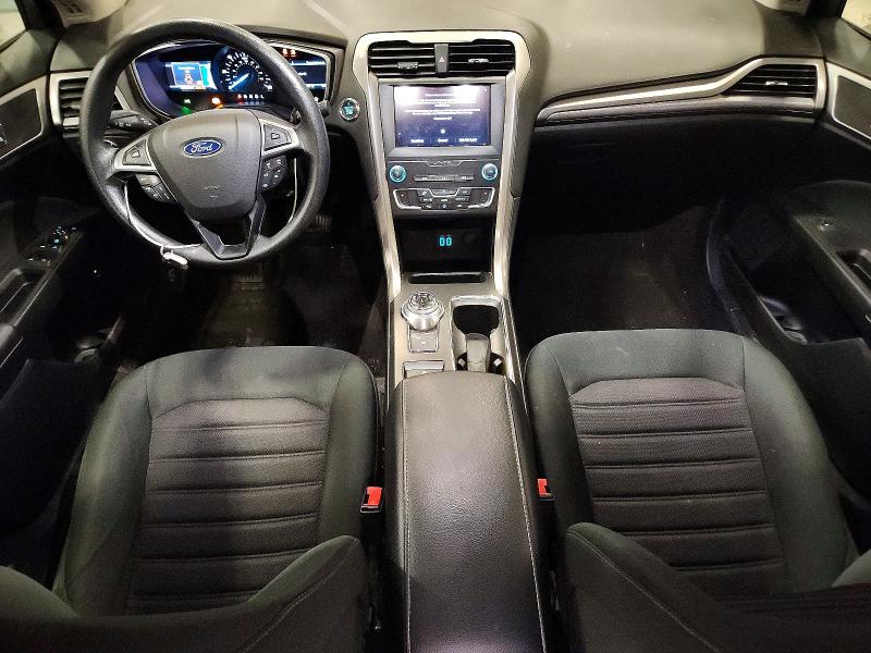 Photo 8 from auction – 2019 FORD FUSION with VIN 3FA6P0LU6KR278463