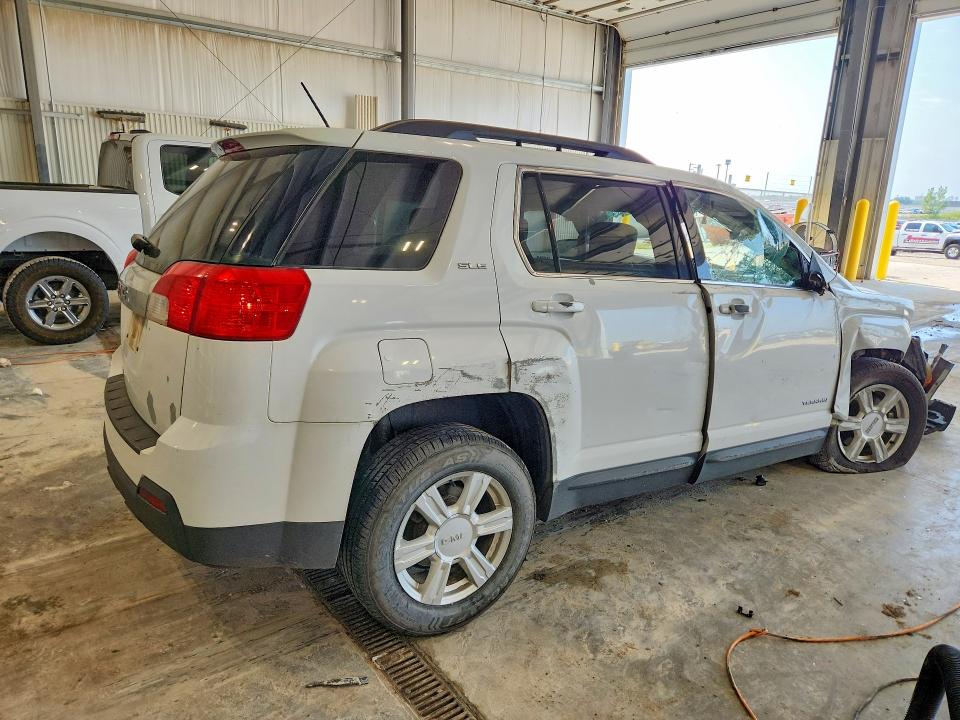 صورة رقم 3 من المزاد - 2015 GMC TERRAIN مع VIN 2GKALREK8F6195974