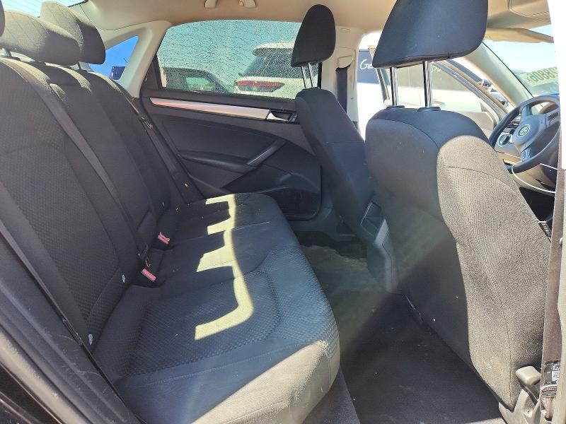 Photo 10 from auction – 2014 VOLKSWAGEN PASSAT with VIN 1VWAP7A36EC002713