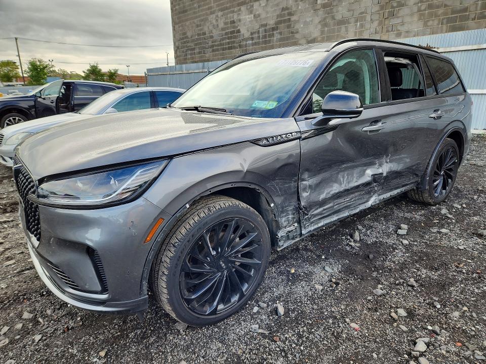 Foto 1 de la subasta – 2025 LINCOLN AVIATOR con VIN 5LM5J7XC4SGL14944