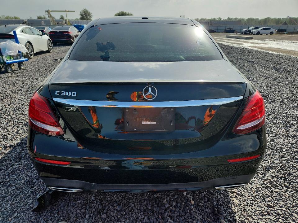 Снимка 6 от търг – 2018 MERCEDES-BENZ E с VIN WDDZF4JB2JA407414
