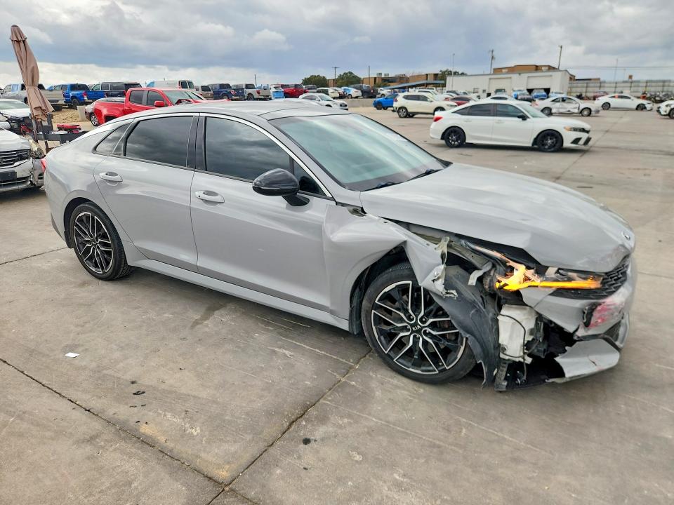 Снимка 4 от търг – 2021 KIA K5 с VIN 5XXG44J85MG073755
