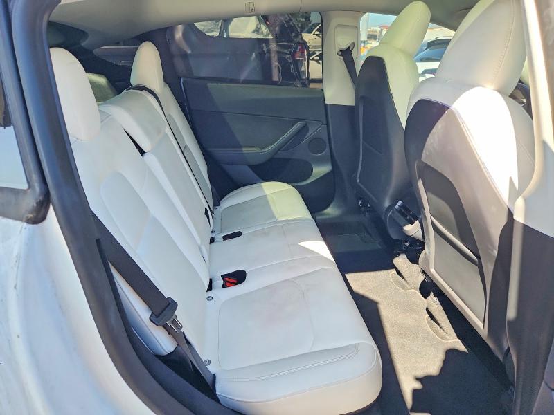 Foto 10 de la subasta – 2021 TESLA MODEL Y con VIN 7SAYGDED8RF008883