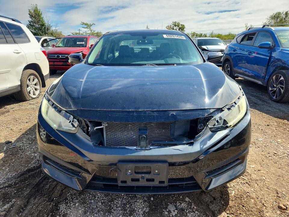Снимка 5 от търг – 2016 HONDA CIVIC с VIN 19XFC2F79GE018774