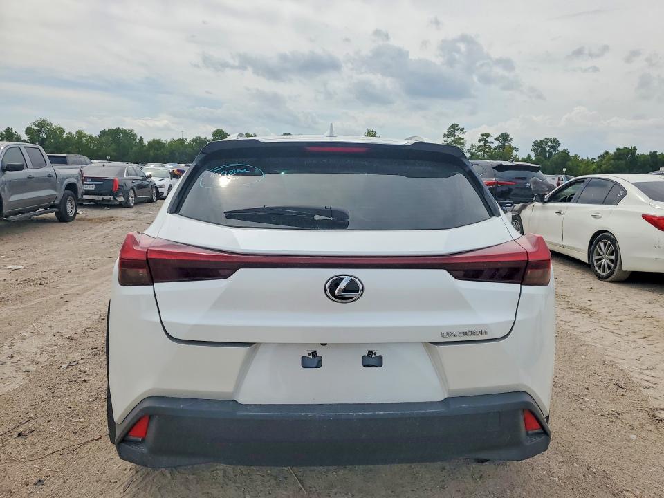 Photo 6 from auction – 2025 LEXUS UX 300H with VIN JTHYBJAH2S2026712