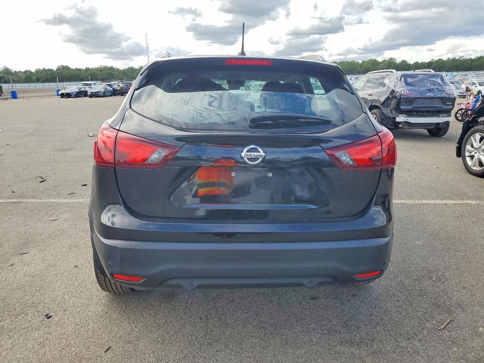 Снимка 6 от търг – 2019 NISSAN ROGUE SPORT с VIN JN1BJ1CR8KW351957