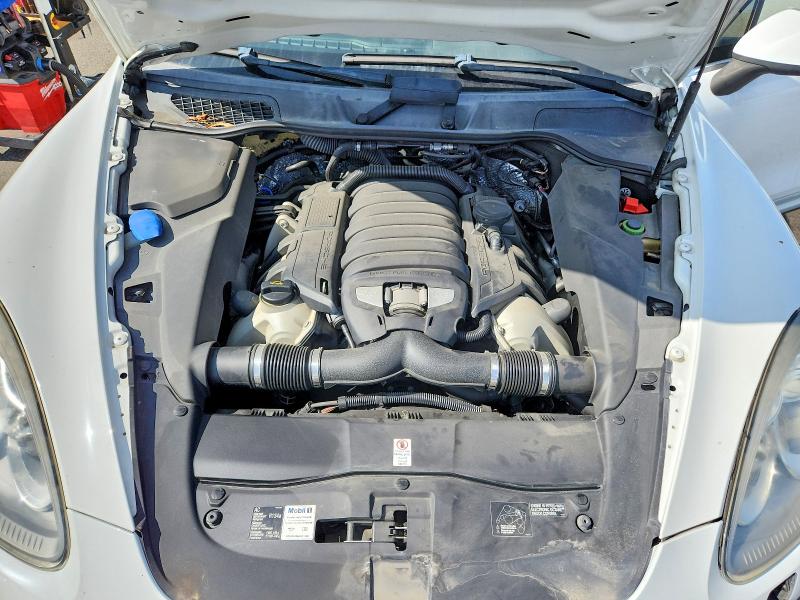Photo 12 from auction – 2014 PORSCHE CAYENNE with VIN WP1AB2A25ELA58457