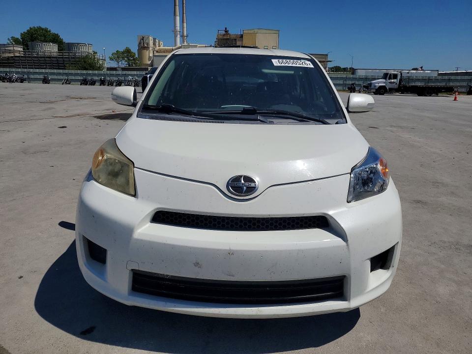 Photo 5 from auction – 2012 SCION XD with VIN JTKKU4B46C1018322