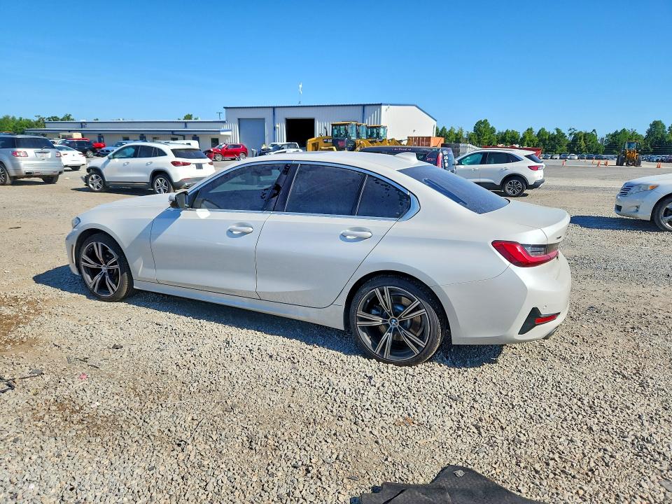 Снимка 2 от търг – 2020 BMW 330XI с VIN 3MW5R7J04L8B18871