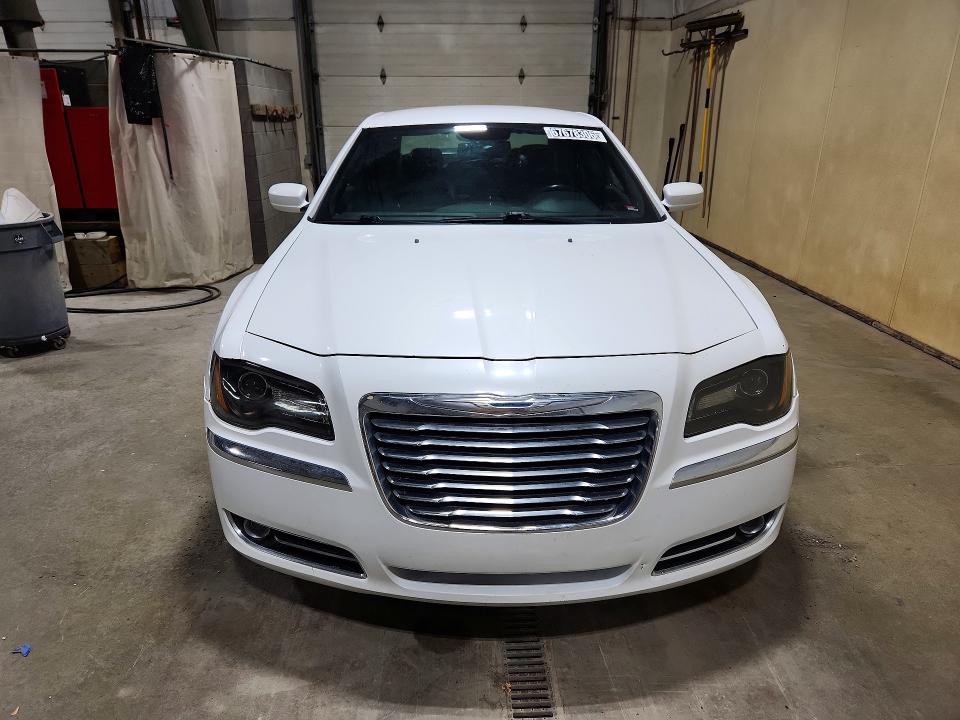 Снимка 5 от търг – 2013 CHRYSLER 300 с VIN 2C3CCARG0DH615843