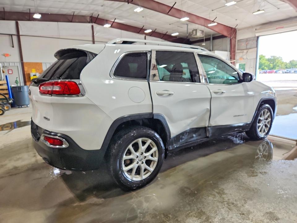 صورة رقم 3 من المزاد - 2018 JEEP CHEROKEE مع VIN 1C4PJLCB2JD606596