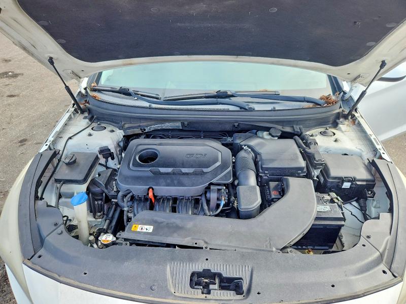 صورة رقم 11 من المزاد - 2017 HYUNDAI SONATA مع VIN 5NPE24AF2HH488909