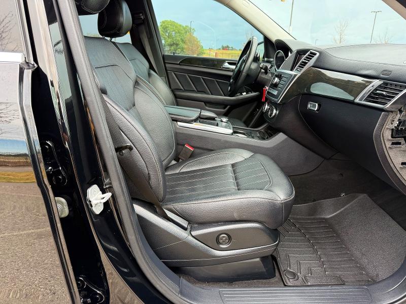 Photo 5 from auction – 2016 MERCEDES-BENZ GL with VIN 4JGDF2EE2GA710727