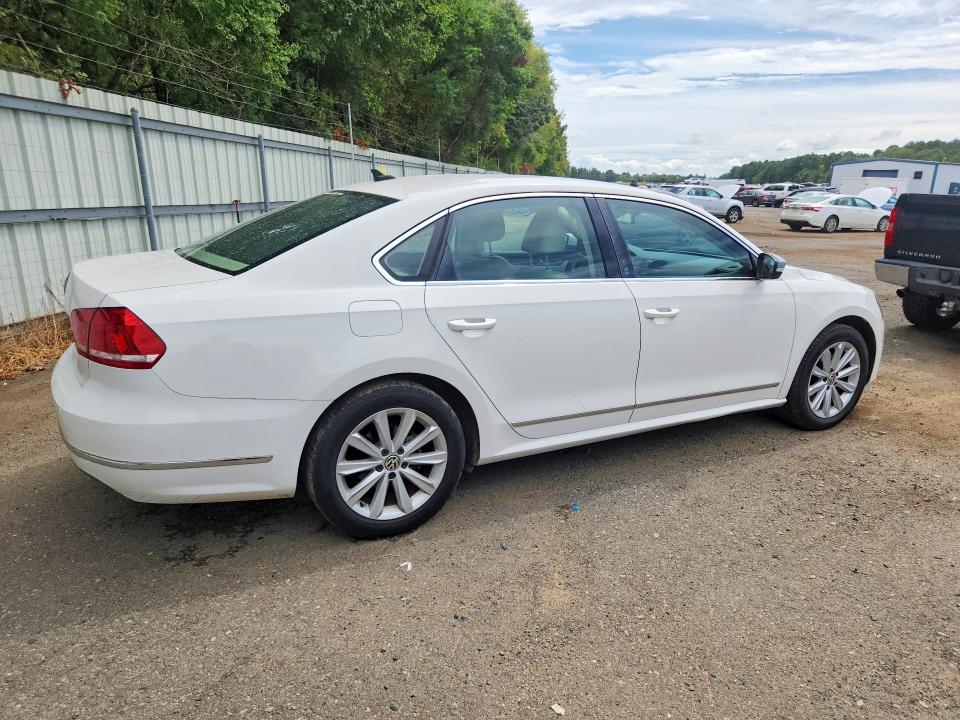 Photo 3 from auction – 2013 VOLKSWAGEN PASSAT with VIN 1VWCH7A30DC100706