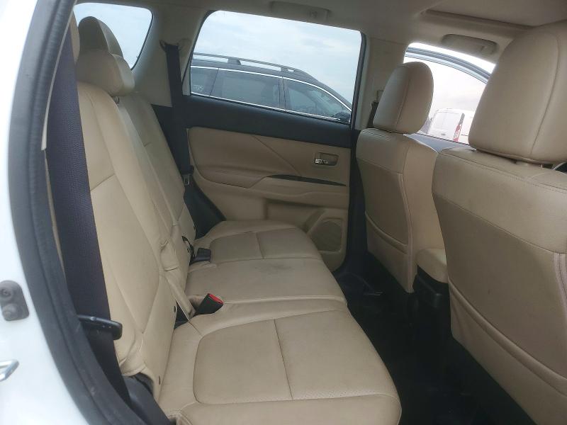 Снимка 11 от търг – 2015 MITSUBISHI OUTLANDER с VIN JA4AD3A34FZ005347