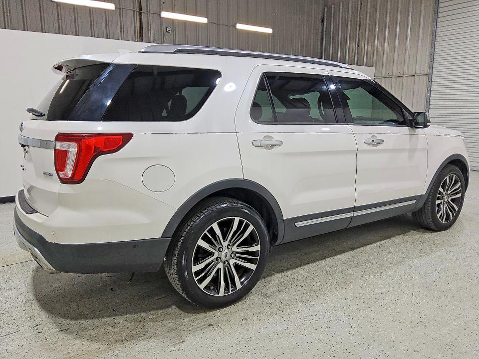 Снимка 3 от търг – 2017 FORD EXPLORER с VIN 1FM5K8HT6HGC64917