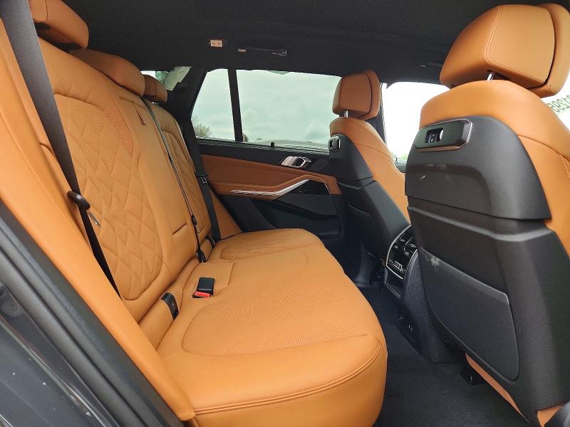 Снимка 11 от търг – 2026 BMW X5 с VIN 5UX23EU06T9485895
