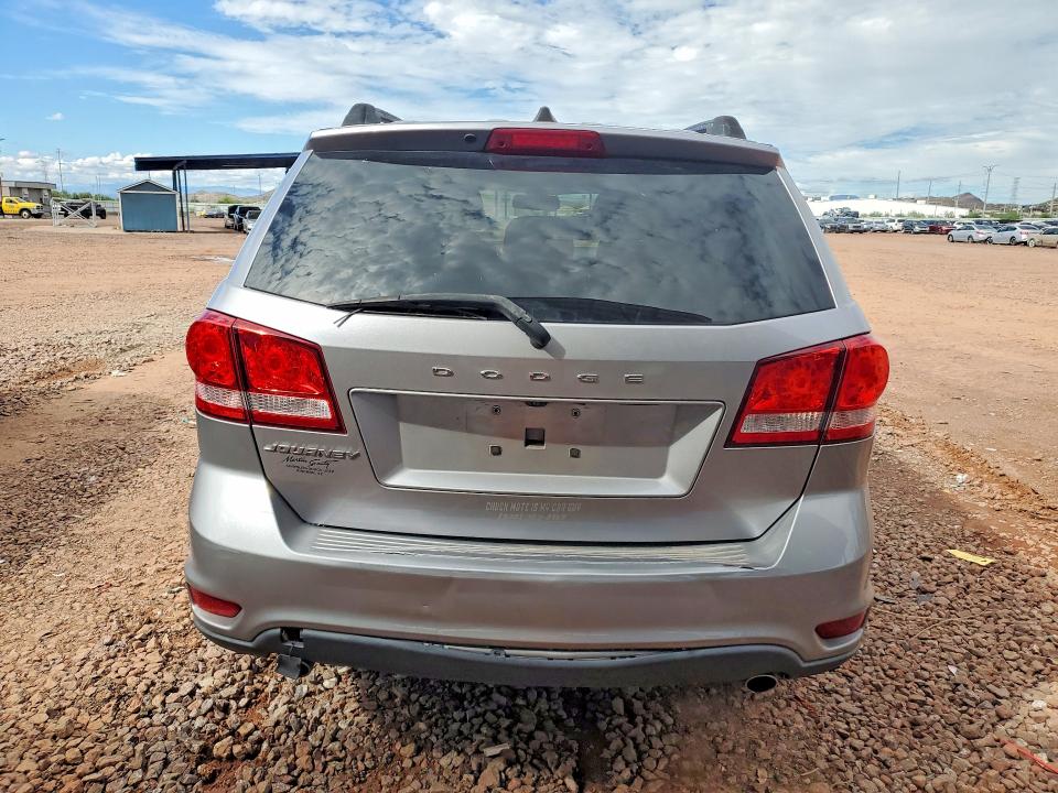 صورة رقم 6 من المزاد - 2018 DODGE JOURNEY مع VIN 3C4PDCBG1JT511347
