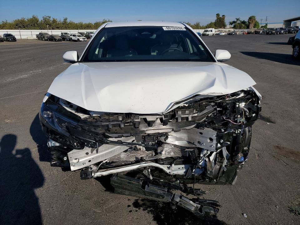 Foto 5 de la subasta – 2026 TOYOTA CAMRY con VIN 4T1DAACK8TU769226