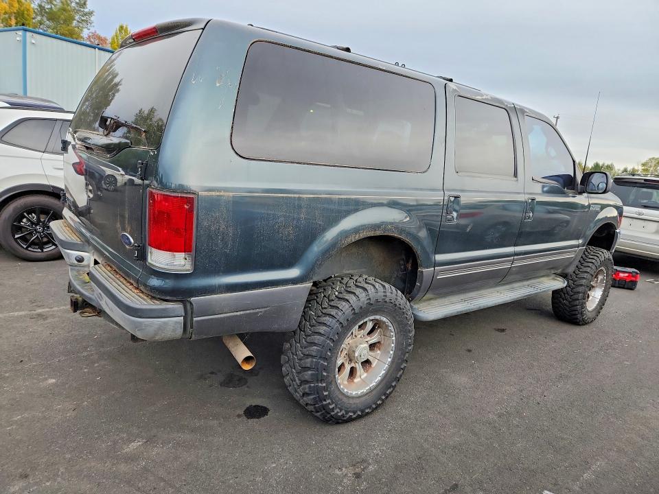 Снимка 3 от търг – 2001 FORD EXCURSION с VIN 1FMNU41S81EB19206