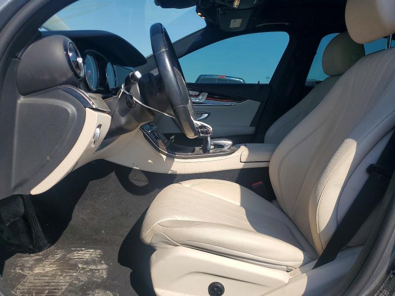 Photo 7 from auction – 2019 MERCEDES-BENZ E with VIN WDDZF4JB2KA673453