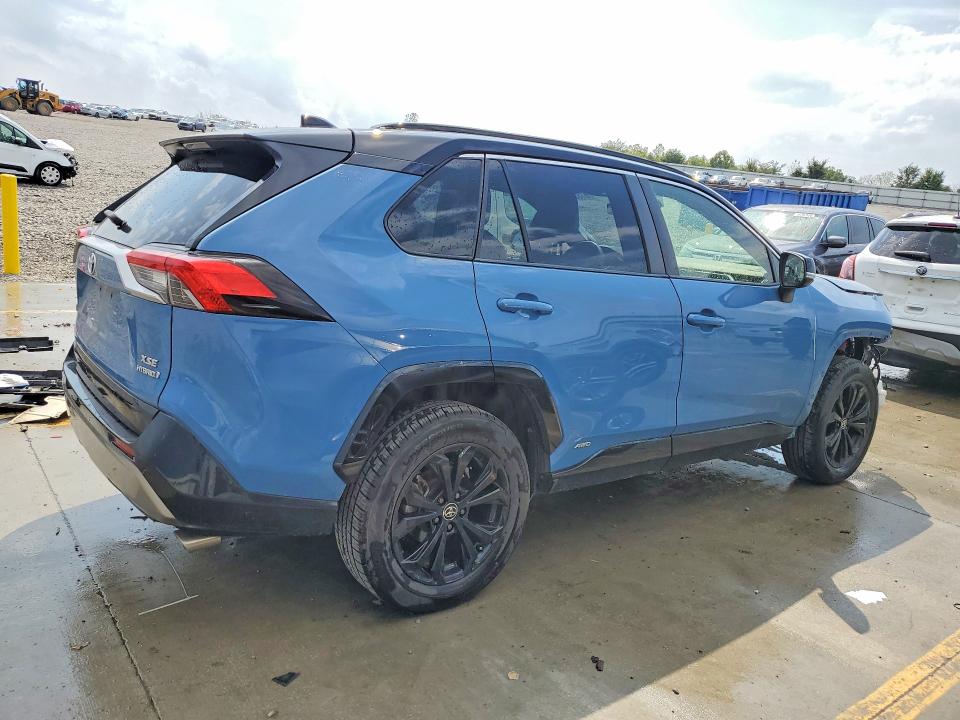Фото 3 с аукциона – 2023 TOYOTA RAV4 с VIN JTME6RFV9PD545502