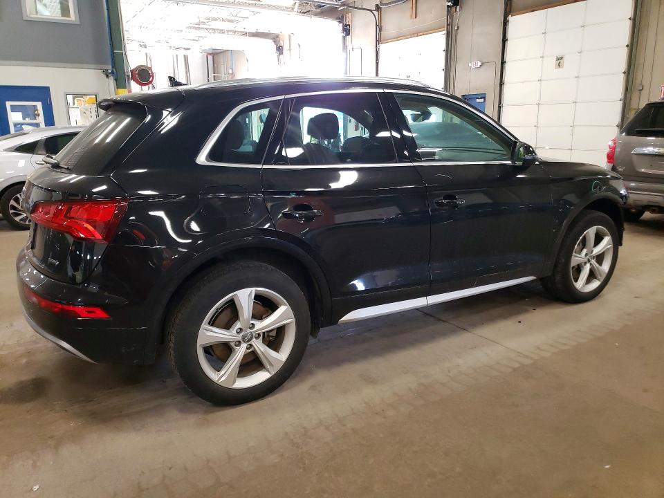Снимка 3 от търг – 2020 AUDI Q5 с VIN WA1ANAFYXL2083383