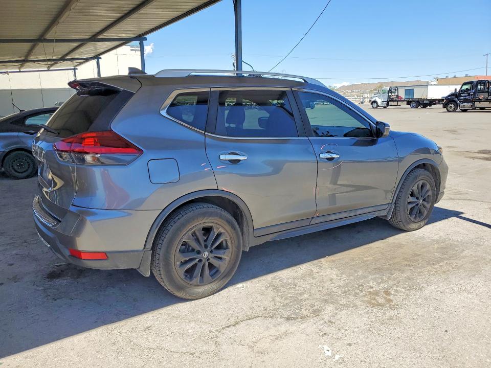 Photo 3 from auction – 2018 NISSAN ROGUE with VIN 5N1AT2MT5JC840685
