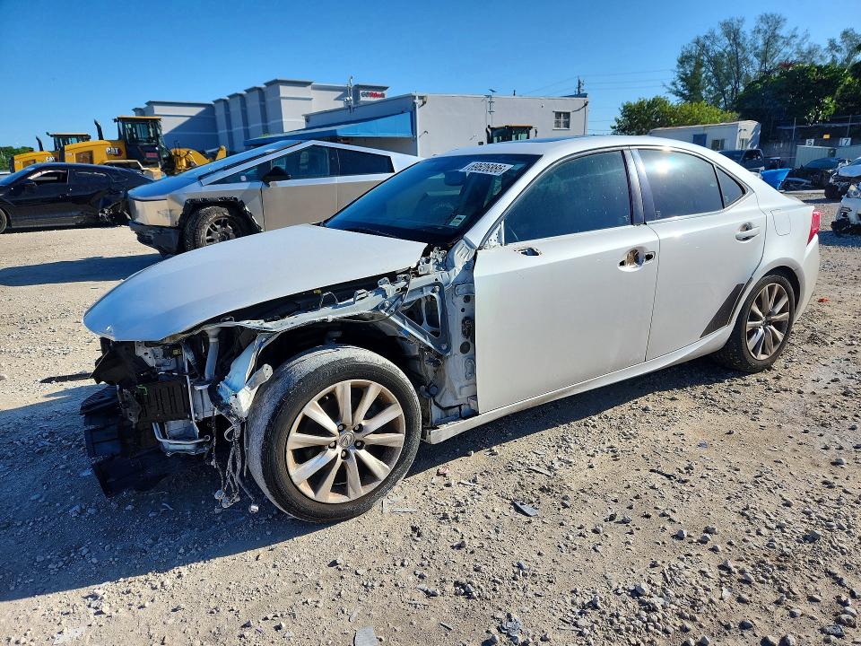 LEXUS IS 2015 with VIN JTHBF1D22F5045072 - Photo from auction