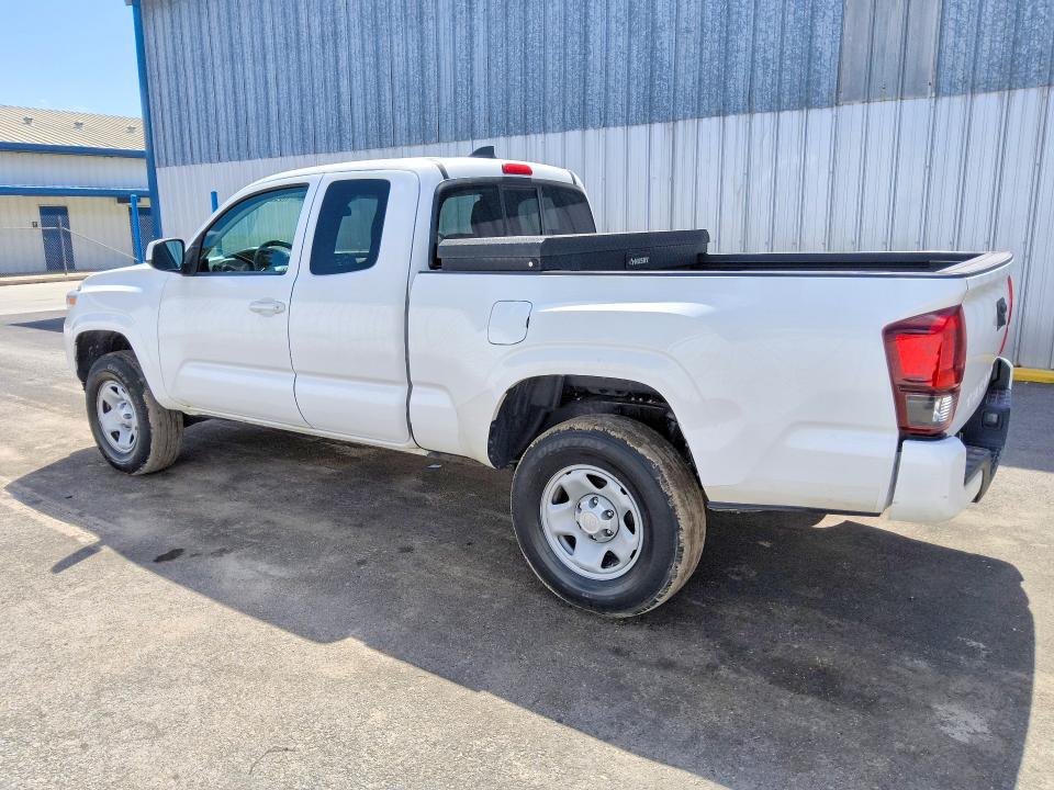 Photo 2 from auction – 2023 TOYOTA TACOMA with VIN 3TYRX5GN7PT082791