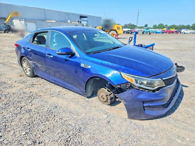 Photo 4 from auction – 2016 KIA OPTIMA with VIN 5XXGT4L39GG082614