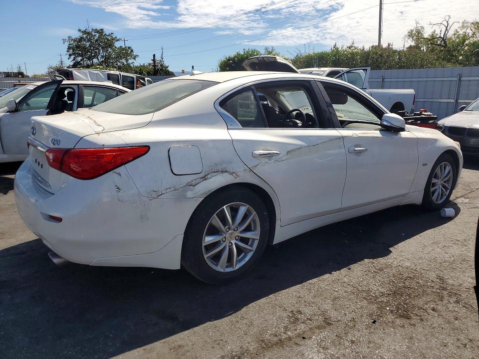 Photo 3 from auction – 2017 INFINITI Q50 with VIN JN1EV7AP5HM742963