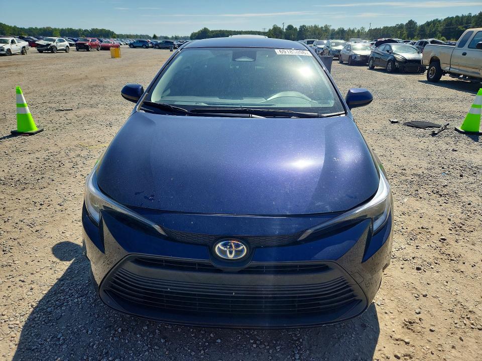 Снимка 5 от търг – 2025 TOYOTA COROLLA HYBRID с VIN JTDBCMFE5S3076552