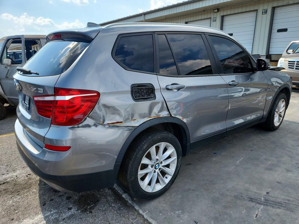 Photo 3 from auction – 2017 BMW X3 with VIN 5UXWX9C57H0T13350