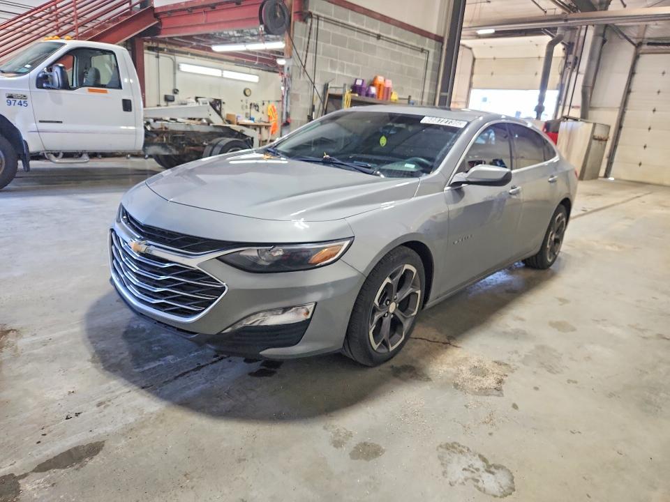 CHEVROLET MALIBU 2023 with VIN 1G1ZD5ST7PF243630 - Photo from auction
