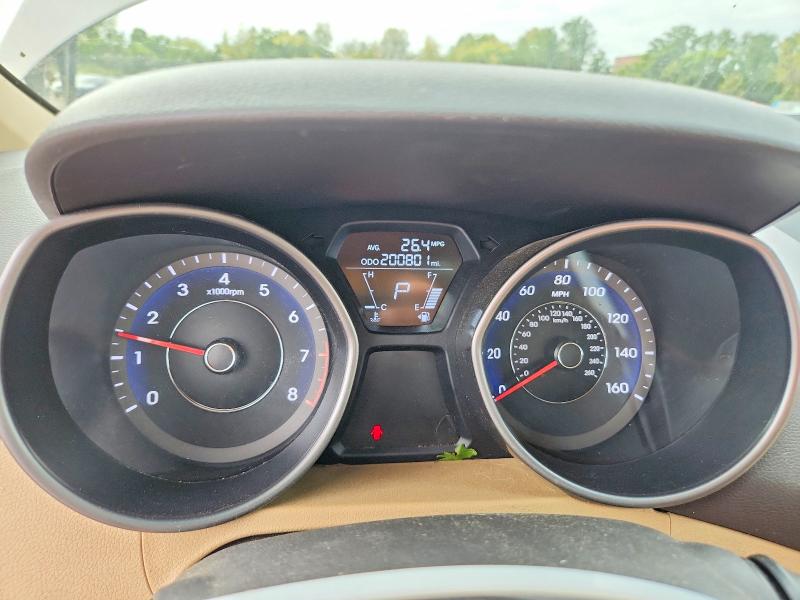 Снимка 9 от търг – 2012 HYUNDAI ELANTRA с VIN 5NPDH4AE9CH146643