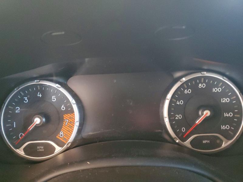 Photo 9 from auction – 2021 JEEP RENEGADE with VIN ZACNJCBB2MPM38910