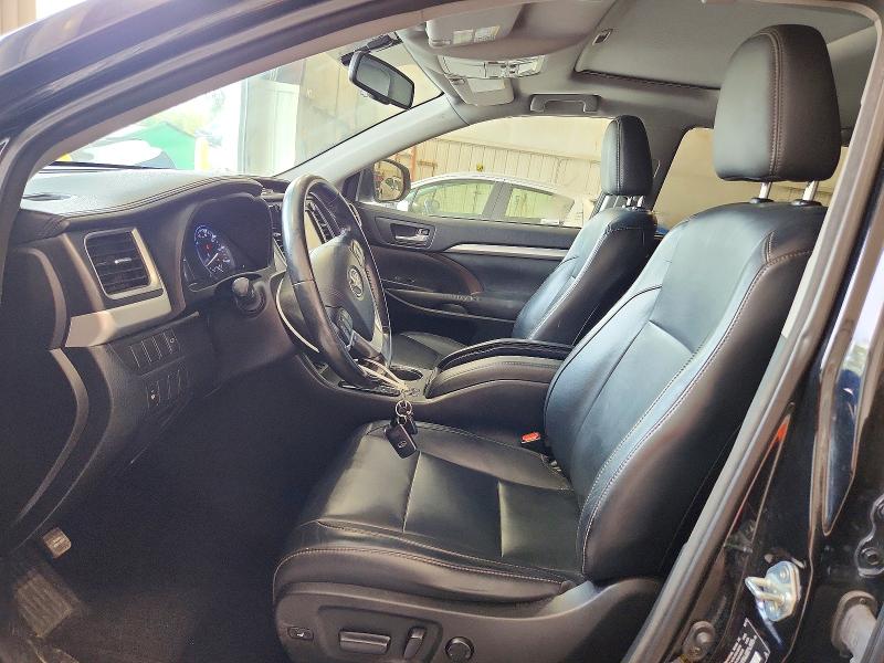 Photo 7 from auction – 2015 TOYOTA HIGHLANDER with VIN 5TDJKRFH8FS154994