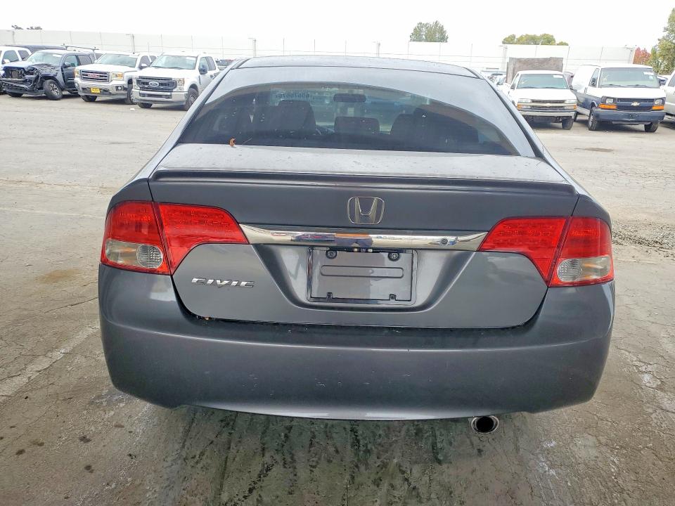 Photo 6 from auction – 2010 HONDA CIVIC with VIN 19XFA1F6XAE065956