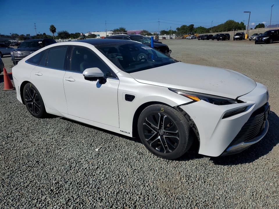 Снимка 4 от търг – 2022 TOYOTA MIRAI с VIN JTDAAAAA9NA006489
