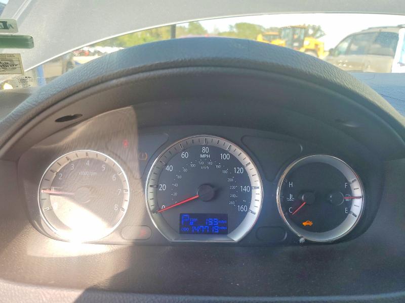 Photo 9 from auction – 2010 HYUNDAI SONATA with VIN 5NPET4AC5AH625110