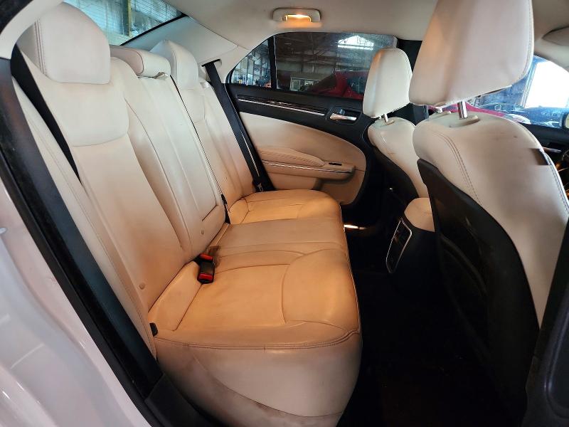صورة رقم 10 من المزاد - 2015 CHRYSLER 300 مع VIN 2C3CCARGXFH808827