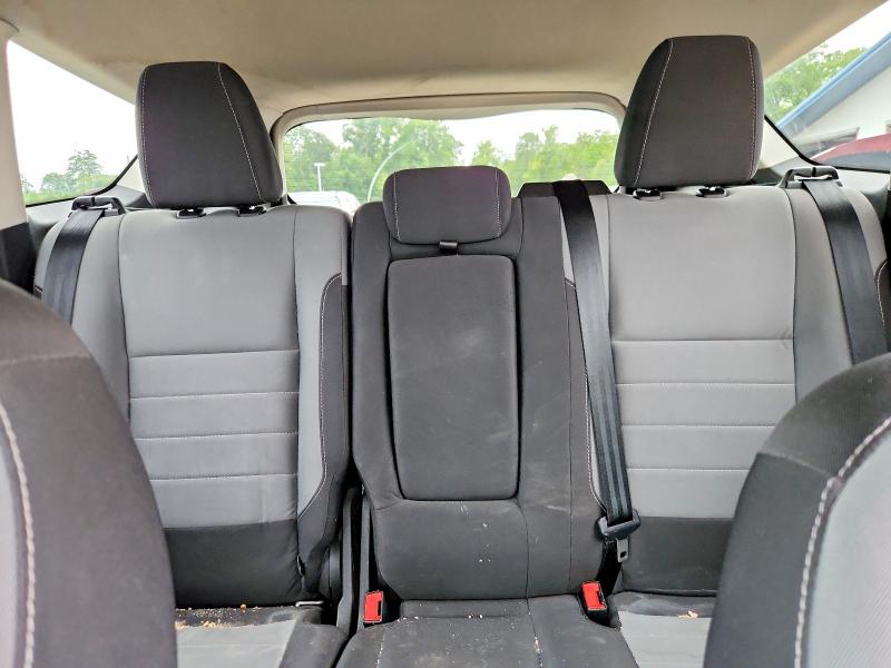 Photo 10 from auction – 2016 FORD ESCAPE with VIN 1FMCU9G99GUC31956